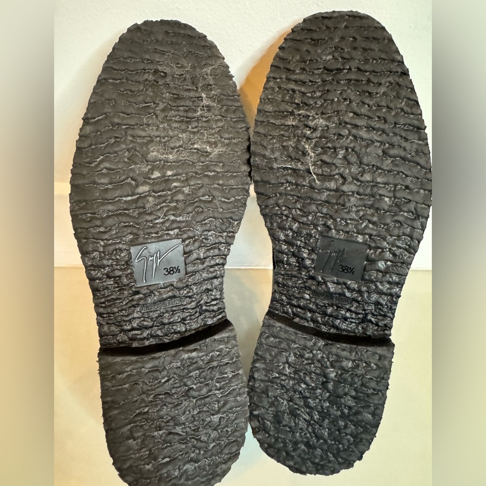 Giuseppe Zanotti Patent Loafers | Size 8.5 | Gold Detail | Authentic - Picture 8 of 17